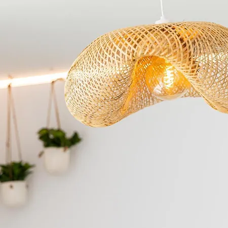 Ensuite Sea & Pool Views With Private Parking Apartamento